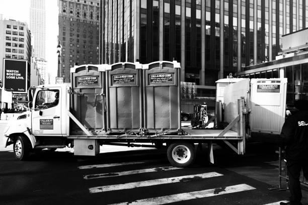 Best Sanitation services for porta potties  in East End, AR